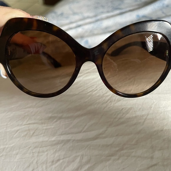 Authentic Dolce & Gabbana Sunglasses - Picture 5 of 5